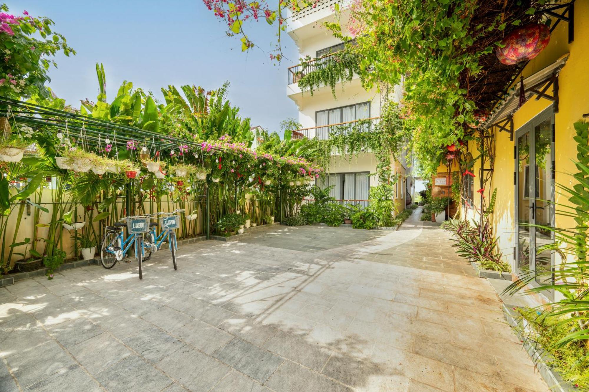 Bs Jade Home Hoi An Exteriör bild